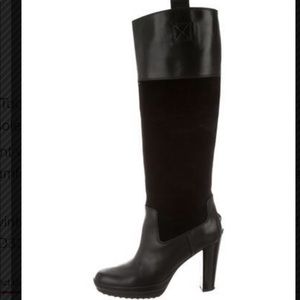 Tods black boot